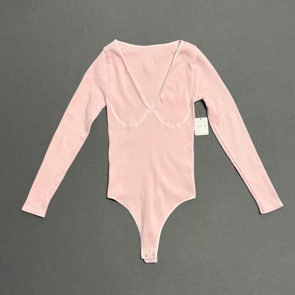 FREE PEOPLE Meg Seamless V-Neck Bodysuit Rose Blush Pink Size M-L Intimately - Picture 1 of 11